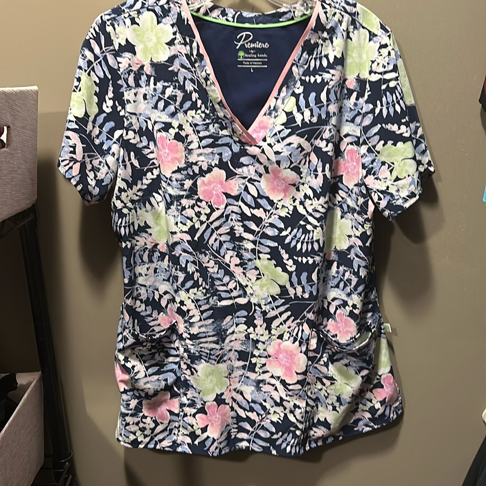 Healing Hands Premiere Scrub Top large